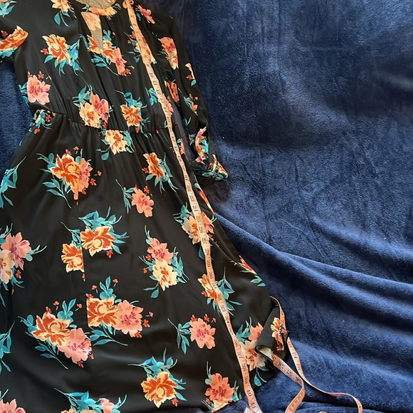Torrid Mini Stretch Challis Aline Dress in Black and Florals Torrid size 0 US 12 - Picture 14 of 15